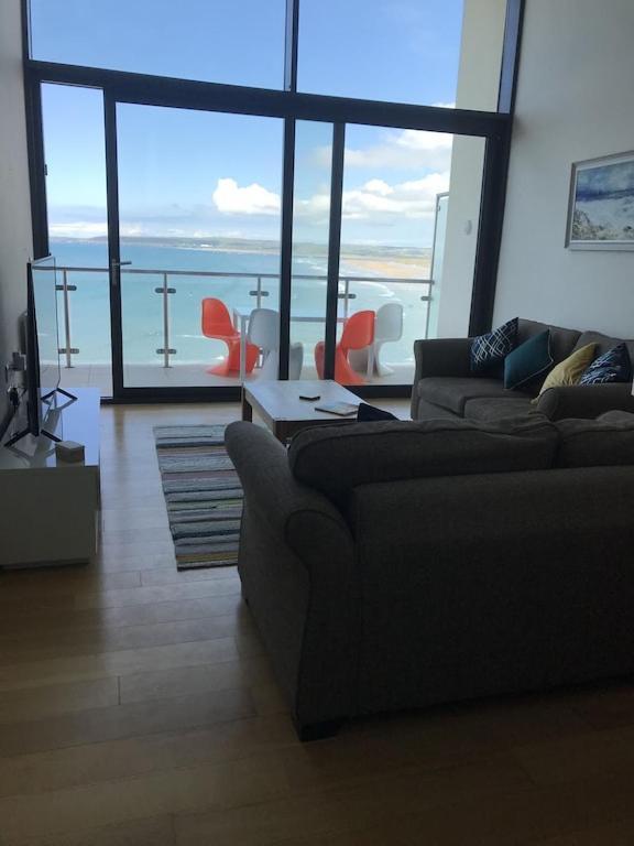 Penthouse Apartment With Stunning Sea View Westward Ho! Westward Ho!  Eksteriør billede